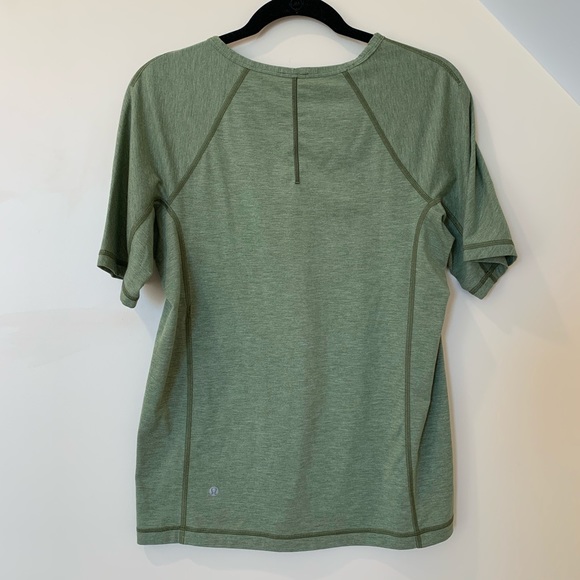 lululemon athletica Tops - Lululemon Green Crewneck T-Shirt Fits As Medium